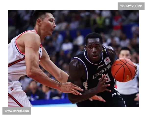 马达莱纳与马哈切夫冠军卫冕战,专家看好站立对决